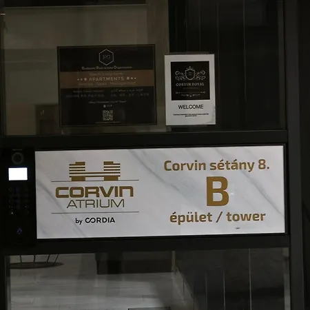 Center Corvin *
